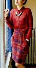 Gorgeous Plenty by Tracy Reece Red Plaid Fitted Skirt w/ large pockets Sized 6
