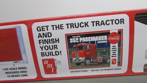 AMT 1/25 COCA-COLA SEMI TRAILER MODEL KIT FB Beaded Panel Fruehauf Van MINT NEW - Picture 4 of 9