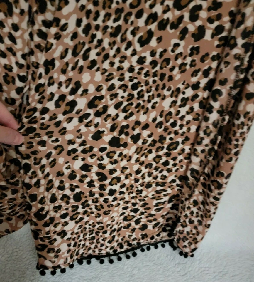 Time And Tru Womens Pants Size 3X 24W/26W Black Brown Leopard Print - Image 4 of 4