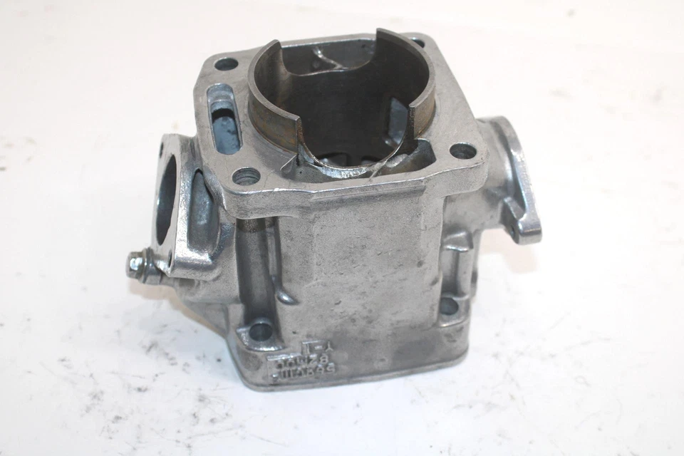 Yamaha Exciter 1987 cilindro original 82M00 Y-1 73,3 mm diámetro 82M-11311-00-00 B456 Foto 4 de 4