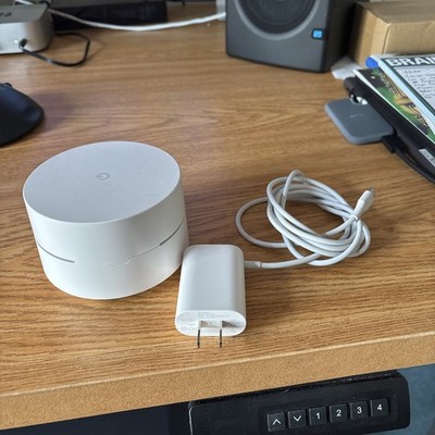 GOOGLE Nest Wifi AC-1304 AC1200 Dual-Band Wi-Fi 5 Mesh Router - With Power Chord