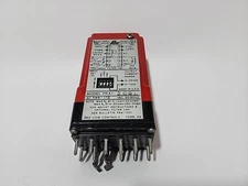 Red Lion Controls PRA1 3021  Model PRA1 PULSE RATE TO ANALOG CONVERTER