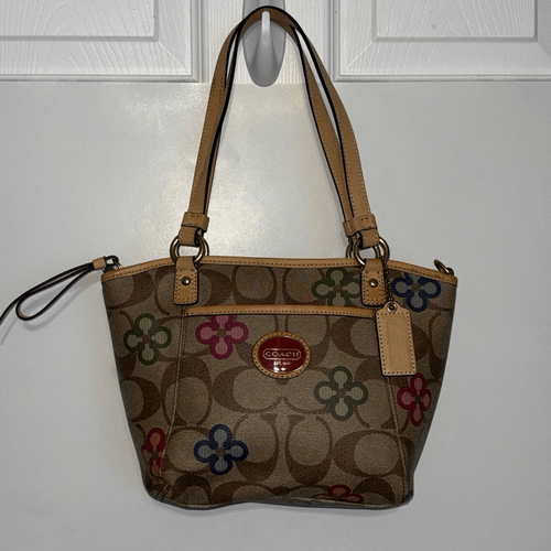 Coach F22226 Y2K Signature Payton Clover Tote (Tan/Signature/Multi) - Picture 2 of 11