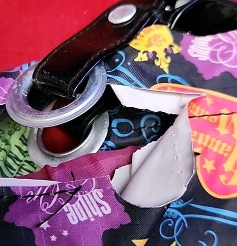 DISNEY'S HANNAH MONTANA MEMORABILIA PRINT NYLON BAG - Picture 3 of 5