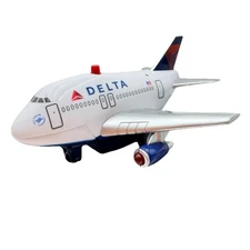 Daron Pull Back Plane Toy - Delta Skyteam Airplane 4” Lights Sound