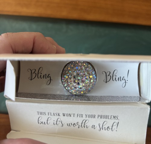 NEW BRUMATE Glitter White Women's Flask 5oz Stainless Steel with Bling Cap - Bild 5 von 7