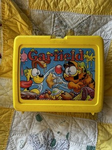 1978 Garfield Lunch Box -Yellow- Vintage - No Thermos Jim Davis Made In USA