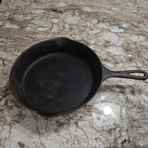 Wagner Ware Sidney -0- 1058Y #8 Skillet