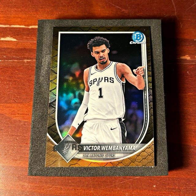 Topps 2024-25 Bowman Chrome Reptillian Victor Wembanyama Rookie #BCV-143 Spurs