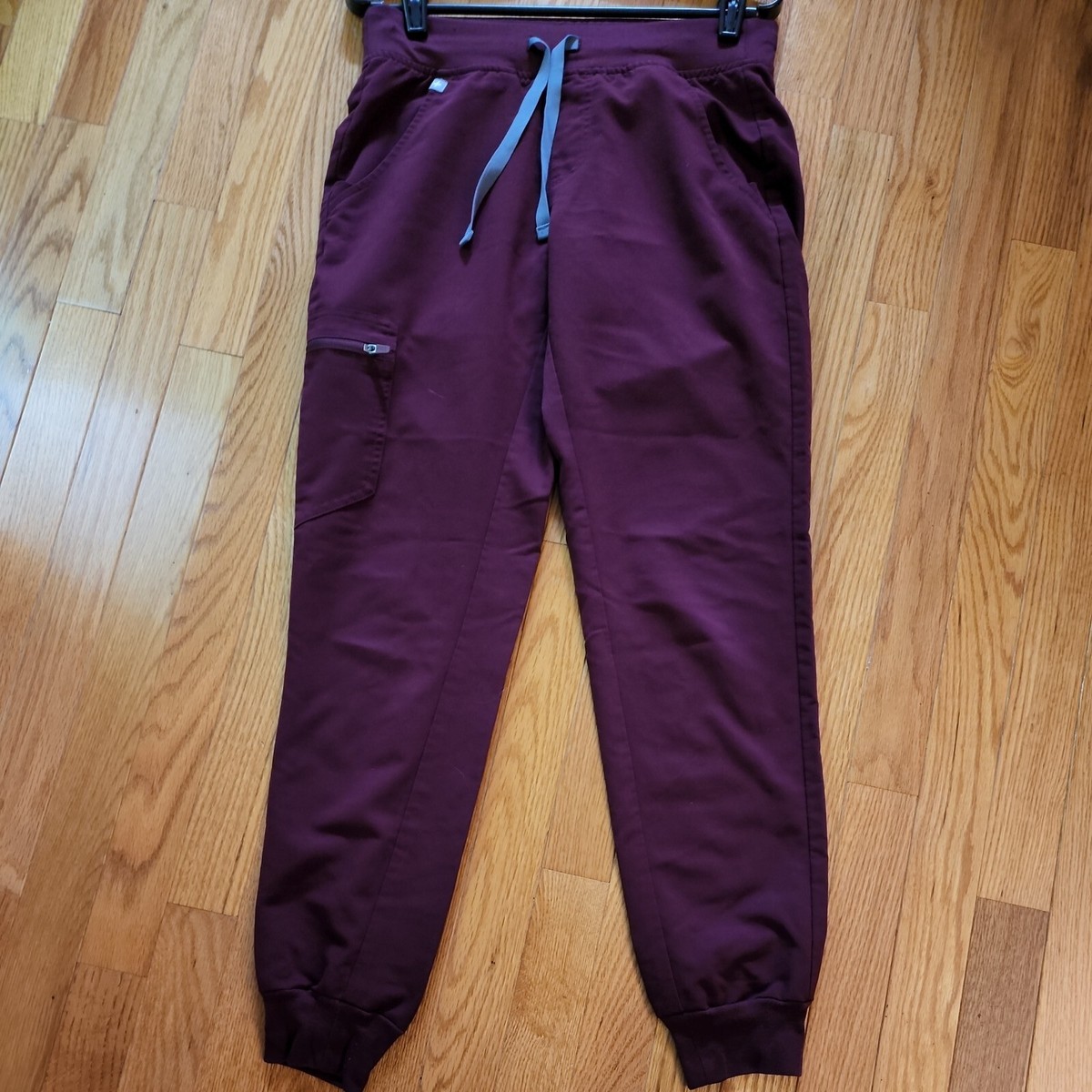 Figs Technical Collection Zamora Wine Color Jogger Scrub
