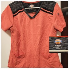 scrub tops women medium