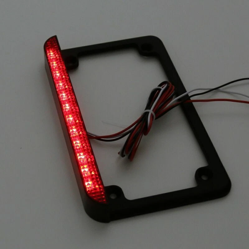 Universal Motor 6" LED License Plate Frame With LED Tail Brake Light Black USA - Imagem 4 de 4