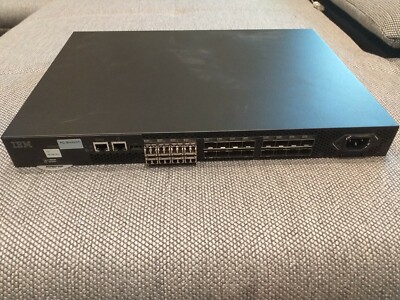 IBM 249824E Fibre Channel  24 ports SAN switch (storage area network) 