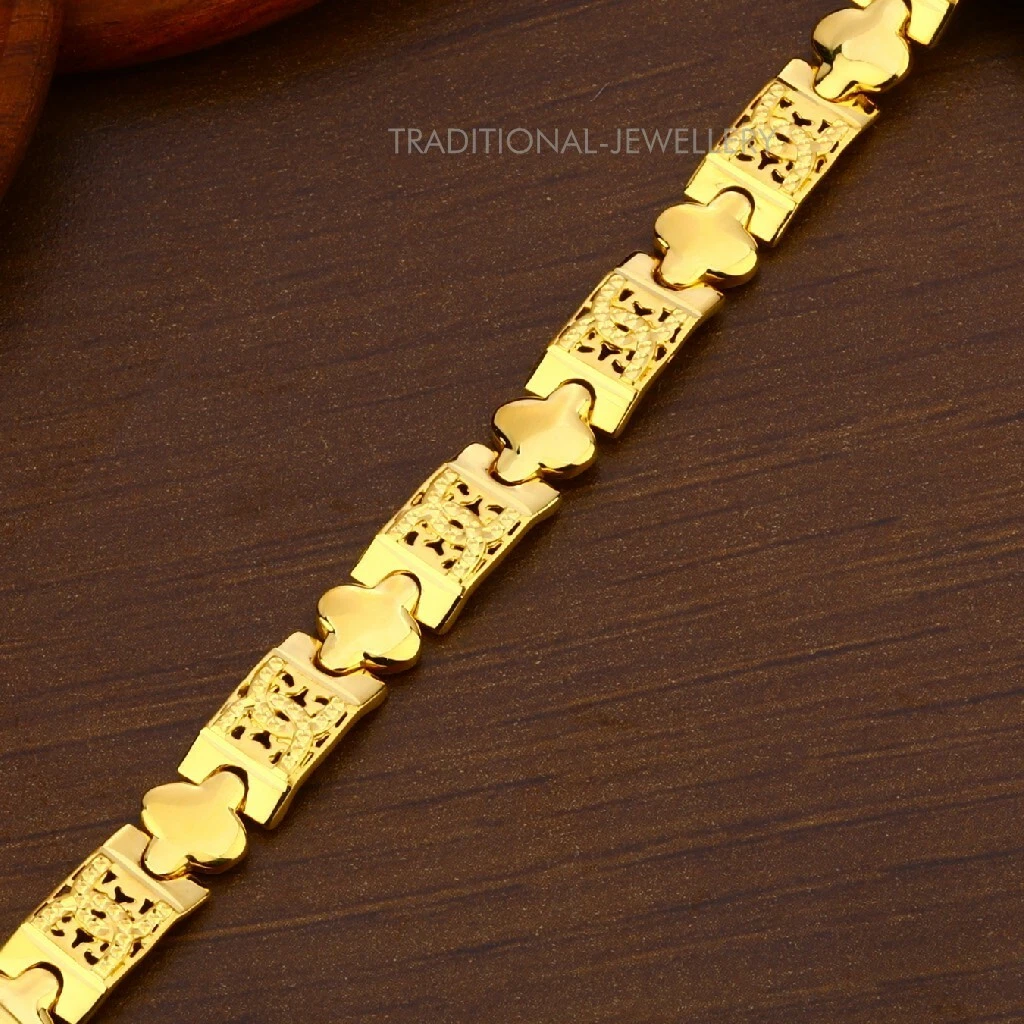 22K Yellow gold Men s Bracelet Beautifully handcrafted diamond cut