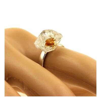 Rocks And Minerals. Raw Oil Quartz Ring Plated Silver. 14.52 Ct. Size