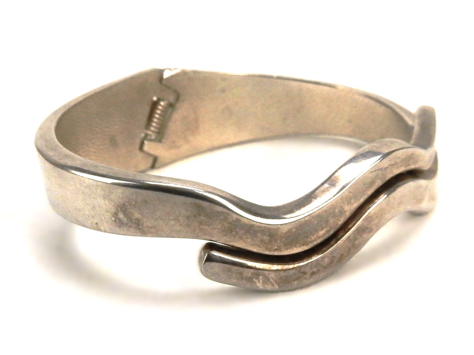 Spring Hing Bangle Bracelet, Wave Stack, Silver T… - image 9