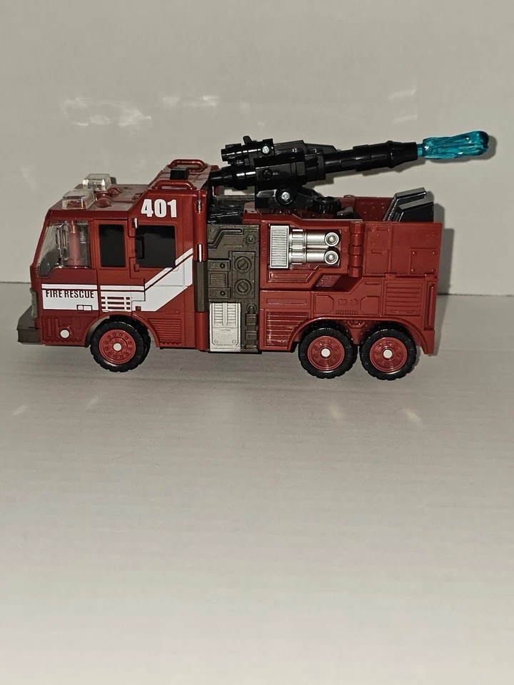 Transformers Universe Classics Voyager Class Inferno - Image 2 of 4