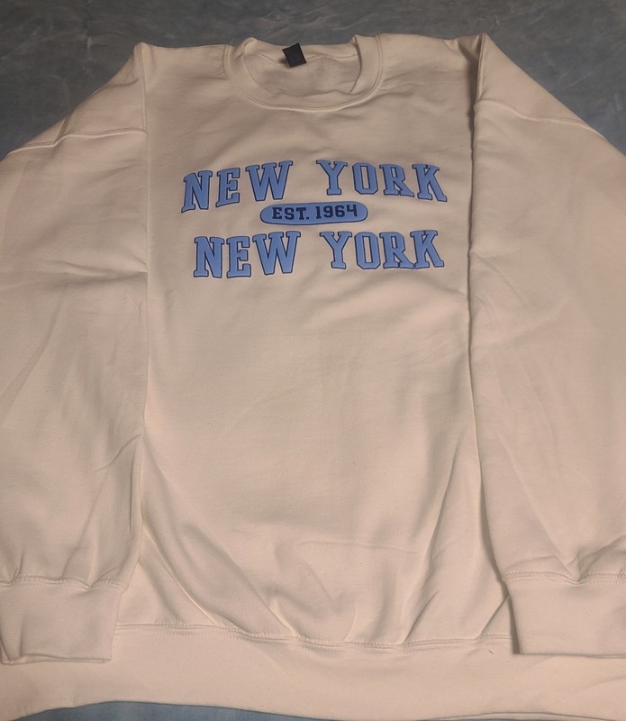 GILDAN NY Casual Long Sleeve White Sweatshirt Sz. 2XL