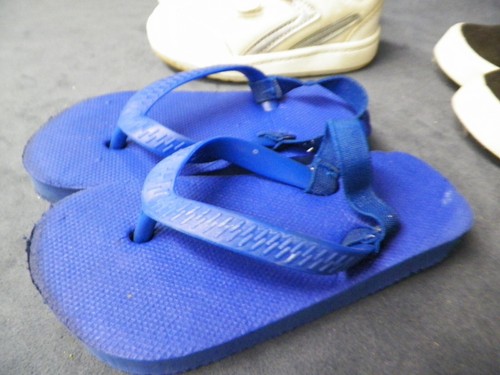 Lot of 3 Unisex Toddler Shoes Size 5 Cat&Jack Garanimals Tennis Shoes Flip Flops - Picture 4 of 14