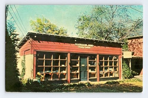1950'S. CARRIAGE SHED. SADDLE RIVER, NJ. POSTCARD ST5