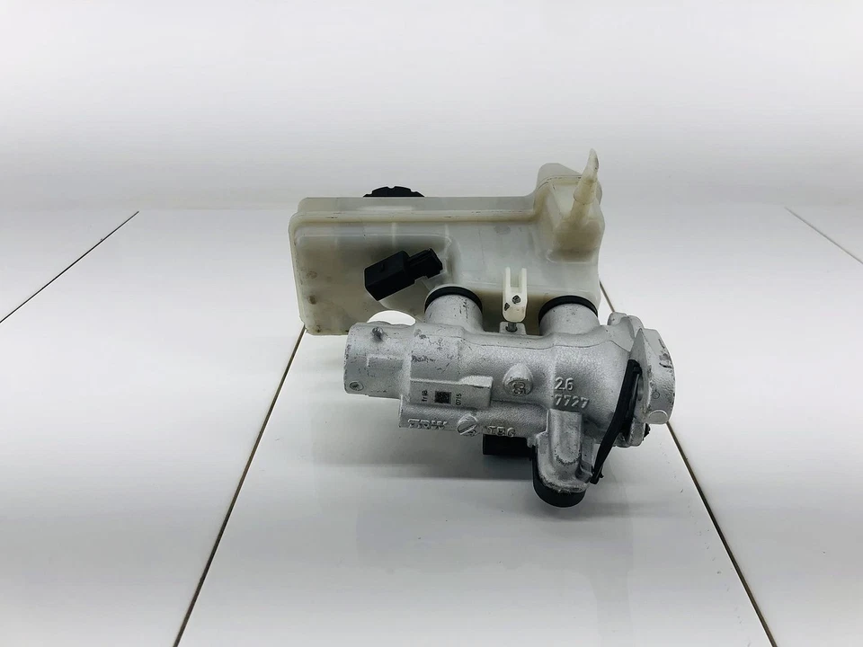 15-20 AUDI A3 QUATTRO 2.0L AWD FRENO HIDRÁULICO CILINDRO MAESTRO Y DEPÓSITO OEM Foto 4 de 4