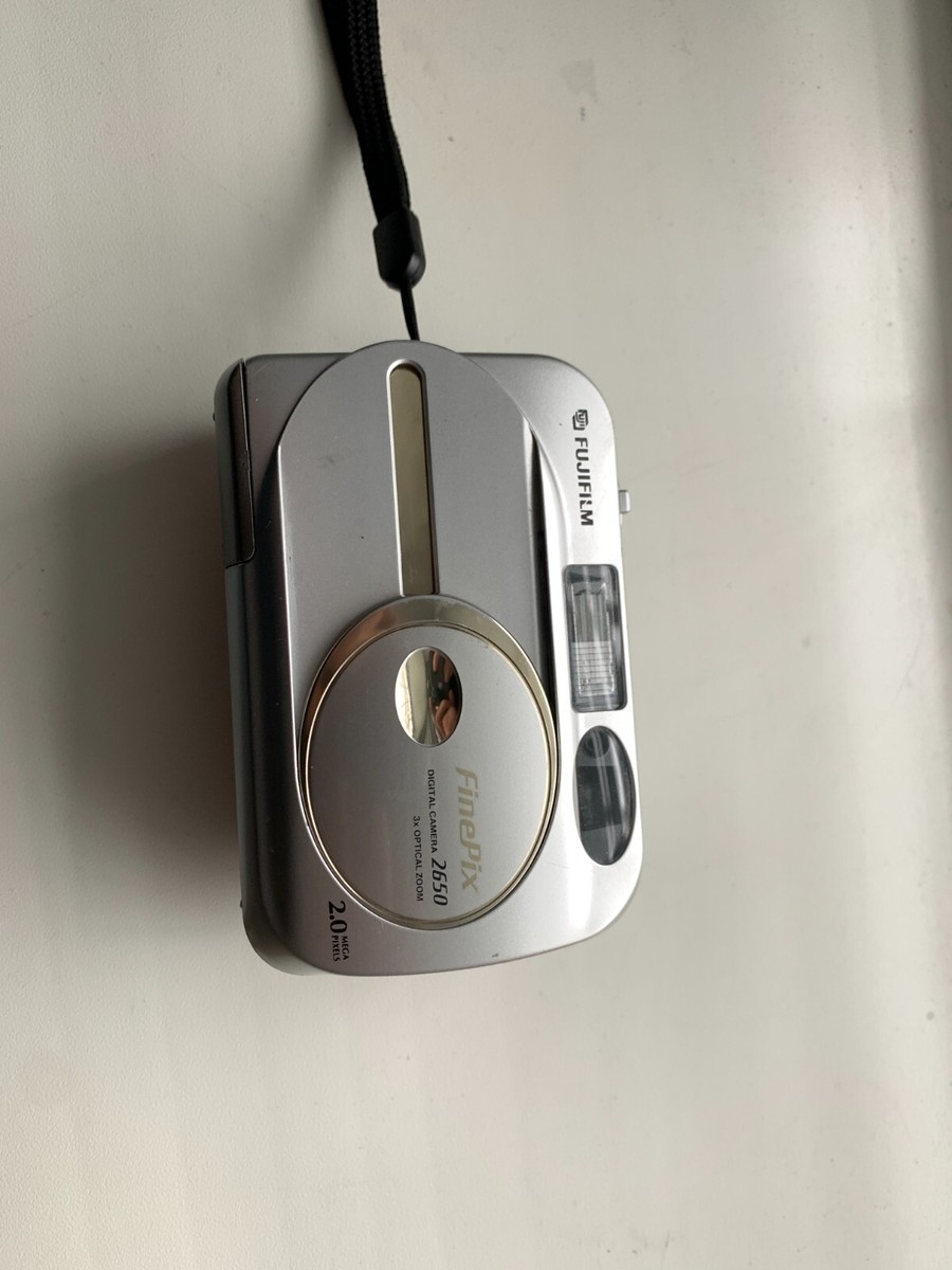Fujifilm FinePix 2650 2MP 3X Opt VINTAGE Digital Camera Silver | eBay