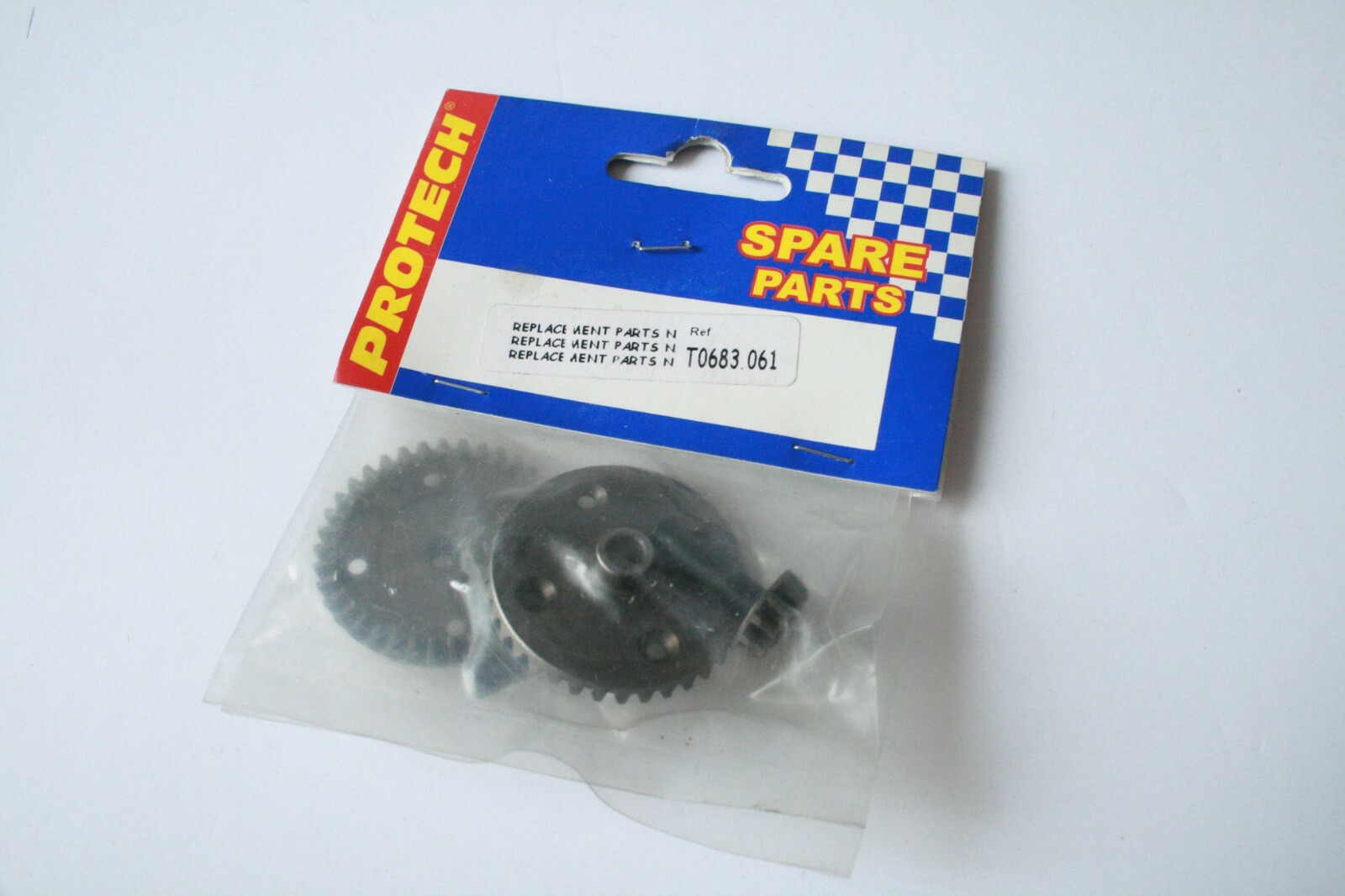 Protech Replacement Diff Bevel Gears (37T) & Pinions - T0683.061 Nitro Blast