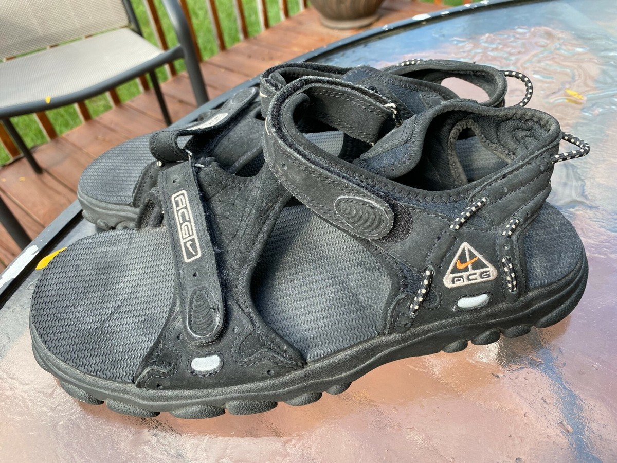 Nike ACG Bungee Adjustable Strap Black Sandals 690045-082 Men's