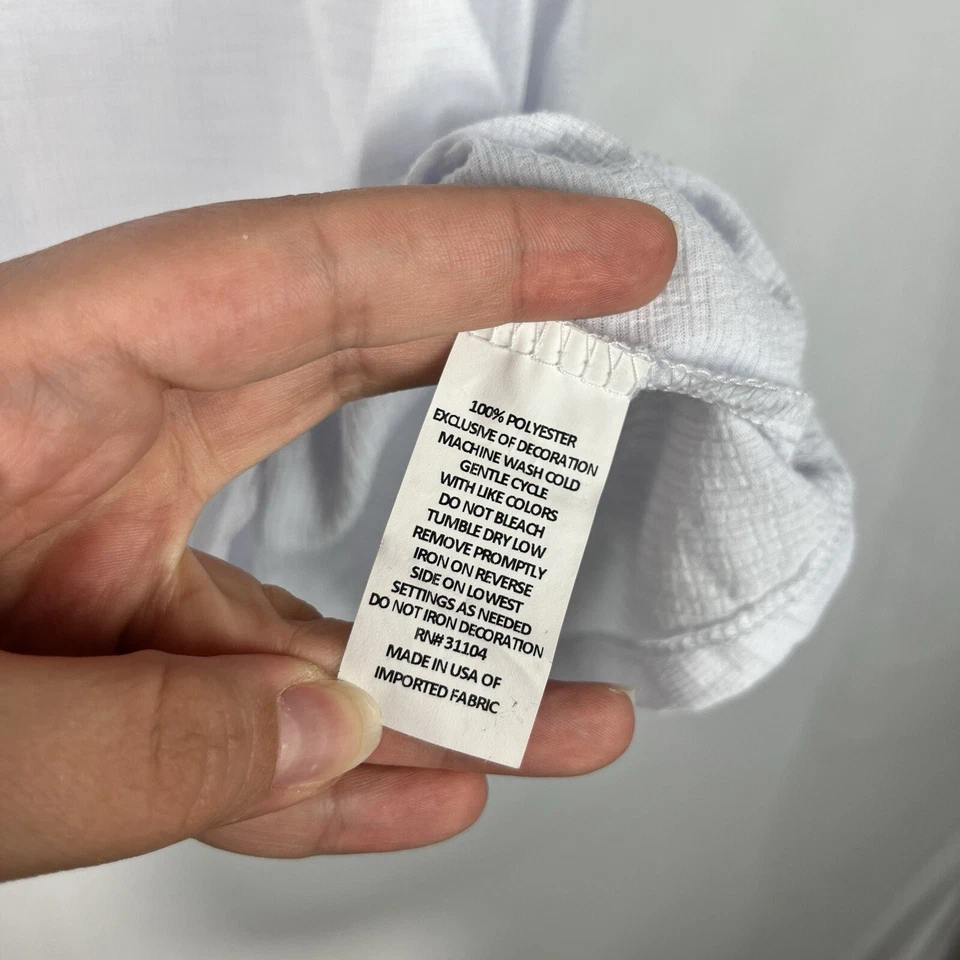 Blusa informal de manga corta con detalle de encaje de gasa ligera blanca Kim Rogers Foto 4 de 4