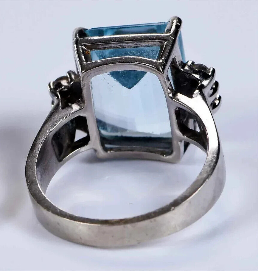 14k White Gold modified rectangular cut blue topa… - image 3
