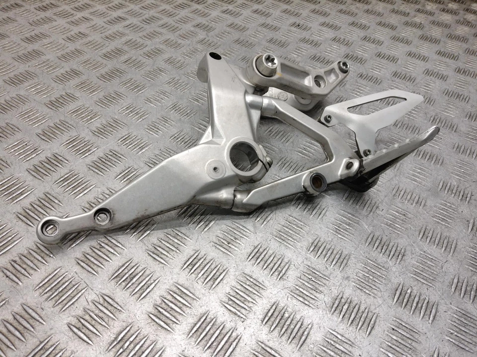 Ducati Panigale 899 Panigale 2015 soporte de suspensión de clavija delantera izquierda Foto 2 de 4