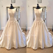 Vintage 1980s Wedding Dresses Scoop Neck Satin A Line White Ivory Bridal Gowns