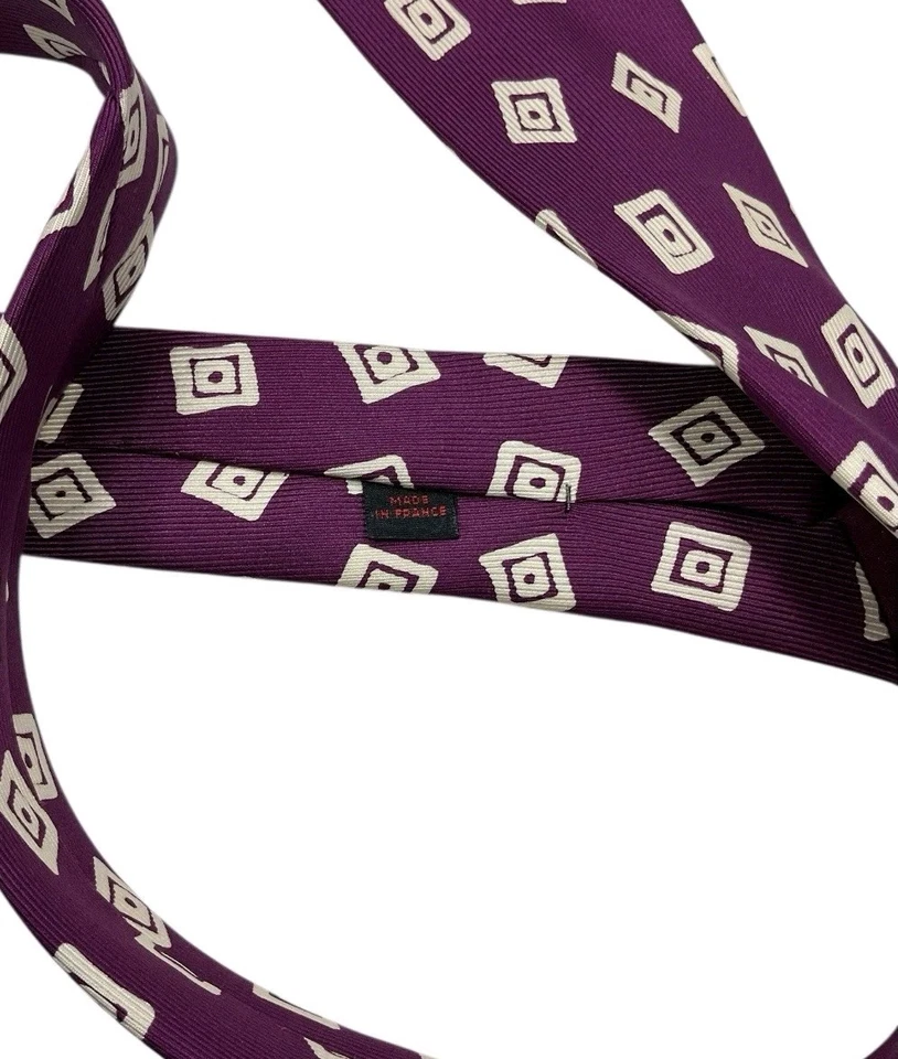 Corbata CHARVET para hombre 100 % seda corbata de lujo XL púrpura blanco geométrica con:3,7" usada en excelente estado Foto 4 de 4