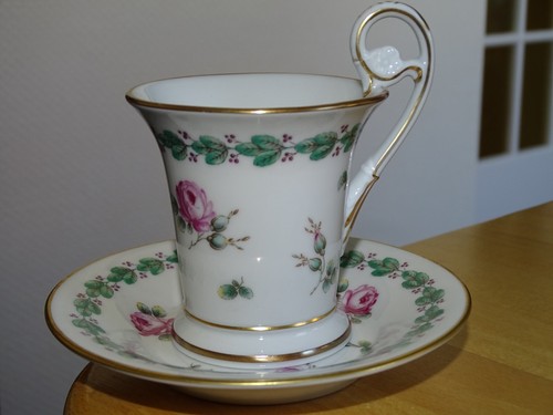 RICHARD GINORI PORCELAINE ANCIENNE TASSE A CAFE LODI STYLE EMPIRE n°1 - Picture 8 of 9