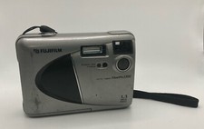FujiFilm FinePix 1300 Digital Camera 1.3MP with Memory Card UNTESTED