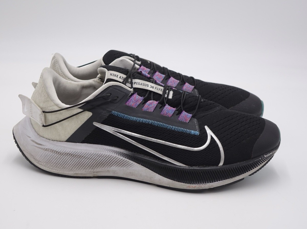 Size 11 - Nike Air Zoom Pegasus 38 FlyEase Extra Wide Black Size 11 - Nike Air Zoom Pegasus 38 FlyEase Extra Wide Black