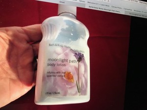 Moonlight Path Body Lotion 2025