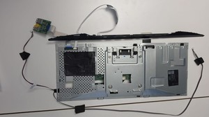 Mainboard Dell U2421HE + Anschlusskabel Monitor – voll funktionsfähig