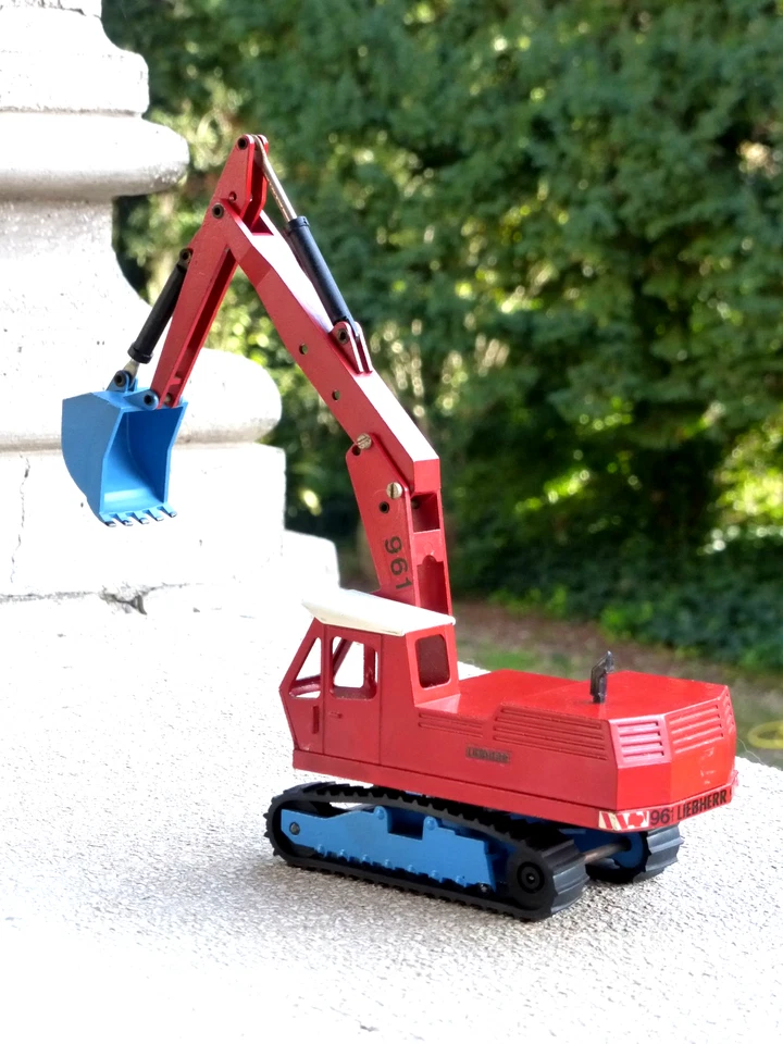Strenco # 281 Liebherr 961 Excavator no Dinky no Tekno - Immagine 2 di 4
