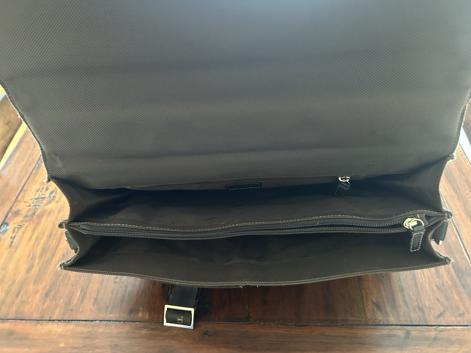 briefcase men - image 3