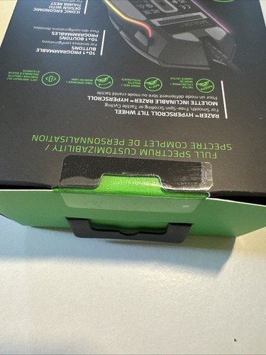 Basilisk V3 Customizable Ergonomic Gaming Mouse, Chroma RGB Lighting - Picture 3 of 3