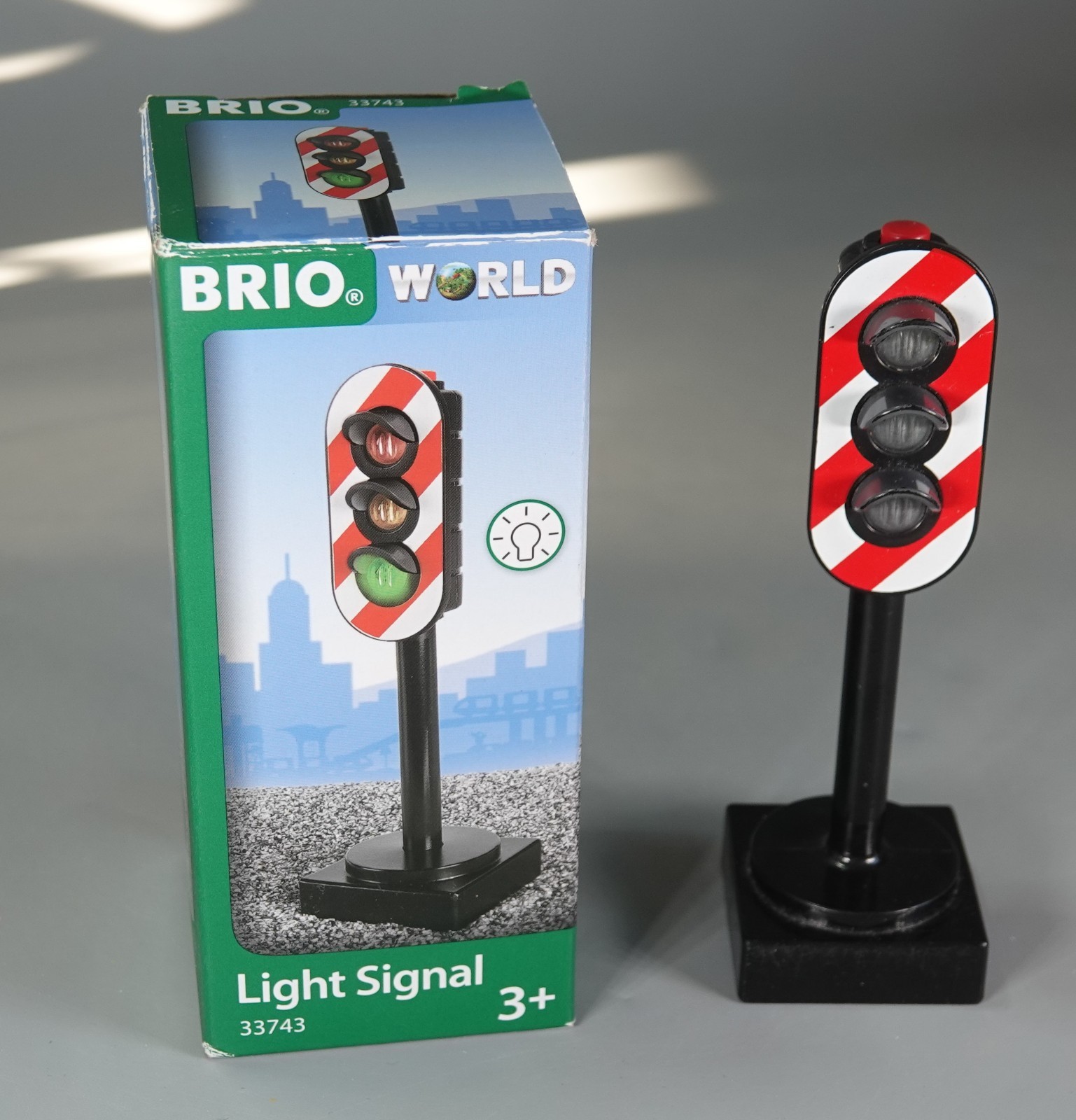 BRIO 33743 ELECTRONIC SIGNAL LIGHT Thomas and Friends Wooden Railway Train Set