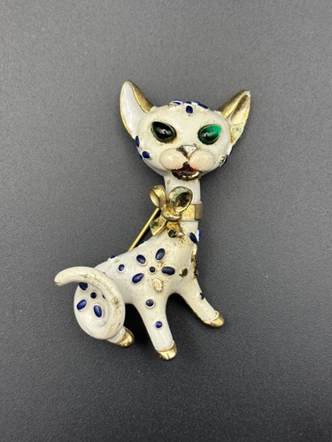 Vintage Crown Trifari Enamel Kitten Brooch - 1967 Precious Pet Series