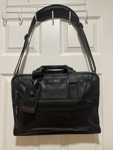 TUMI ALPHA Slim Deluxe Briefcase Business Bag Leather Black + Shoulder Strap