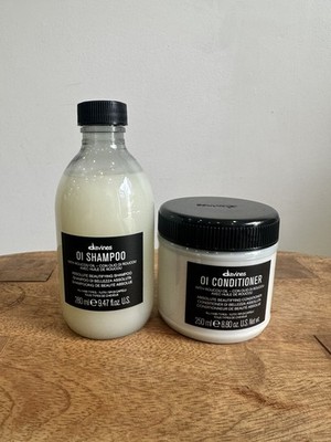Davines OI Shampoo 9.46oz / 280ml & Conditioner 8.8oz / 250ml