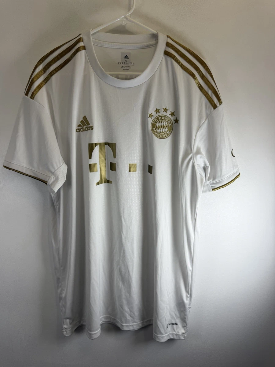 Bayern Munich Size XL International Club Soccer Fan Jerseys for