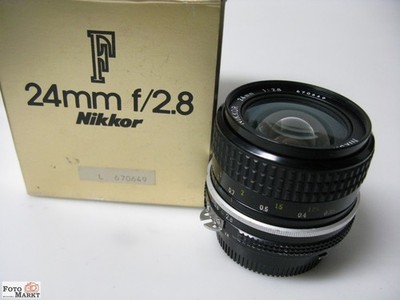 Nikon Weitwinkel Nikkor 2,8/24 Ai Objektiv F-mount wide angle lens FM, FE, F1 