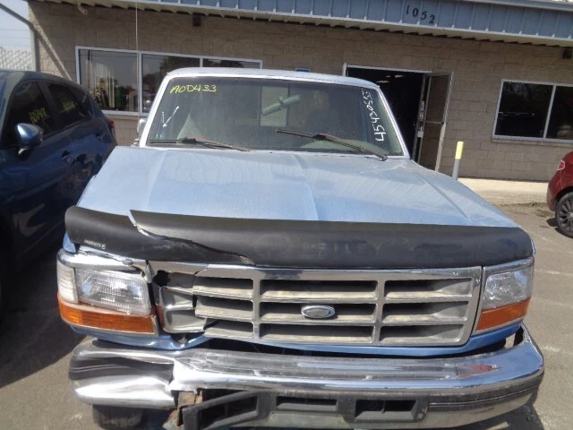 Conjunto de luz trasera usada se adapta a: Ford F250 1997 camioneta chasis cabina cuadrado grado A Foto 3 de 4