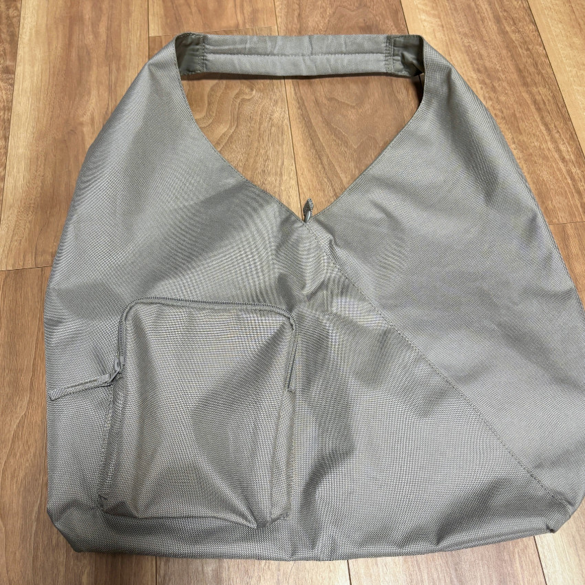 MUJI Bolso de Hombro Repelente al Agua Beige Oscuro con Bolsillo Exterior Sin...