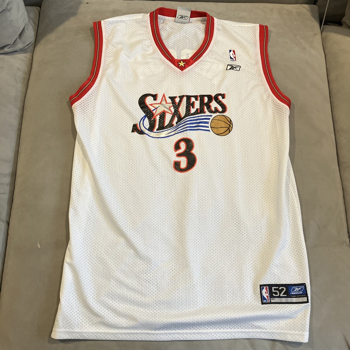 VINTAGE - REEBOK AUTHENTIC - ALLEN IVERSON - #3 - 76ERS VINTAGE - REEBOK AUTHENTIC - ALLEN IVERSON - #3 - 76ERS